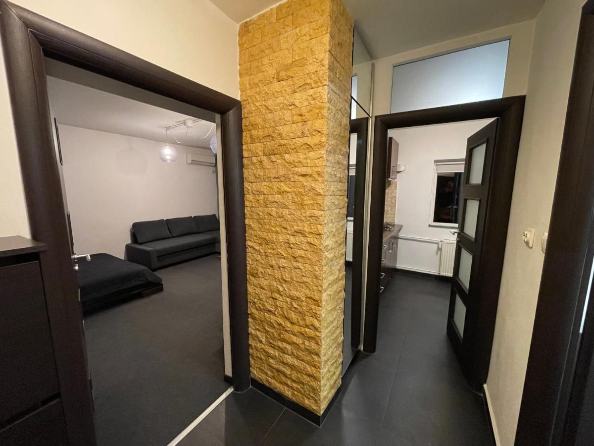 Sunset Luxury Apartment Near Unirii Square Bucharest Exterior photo